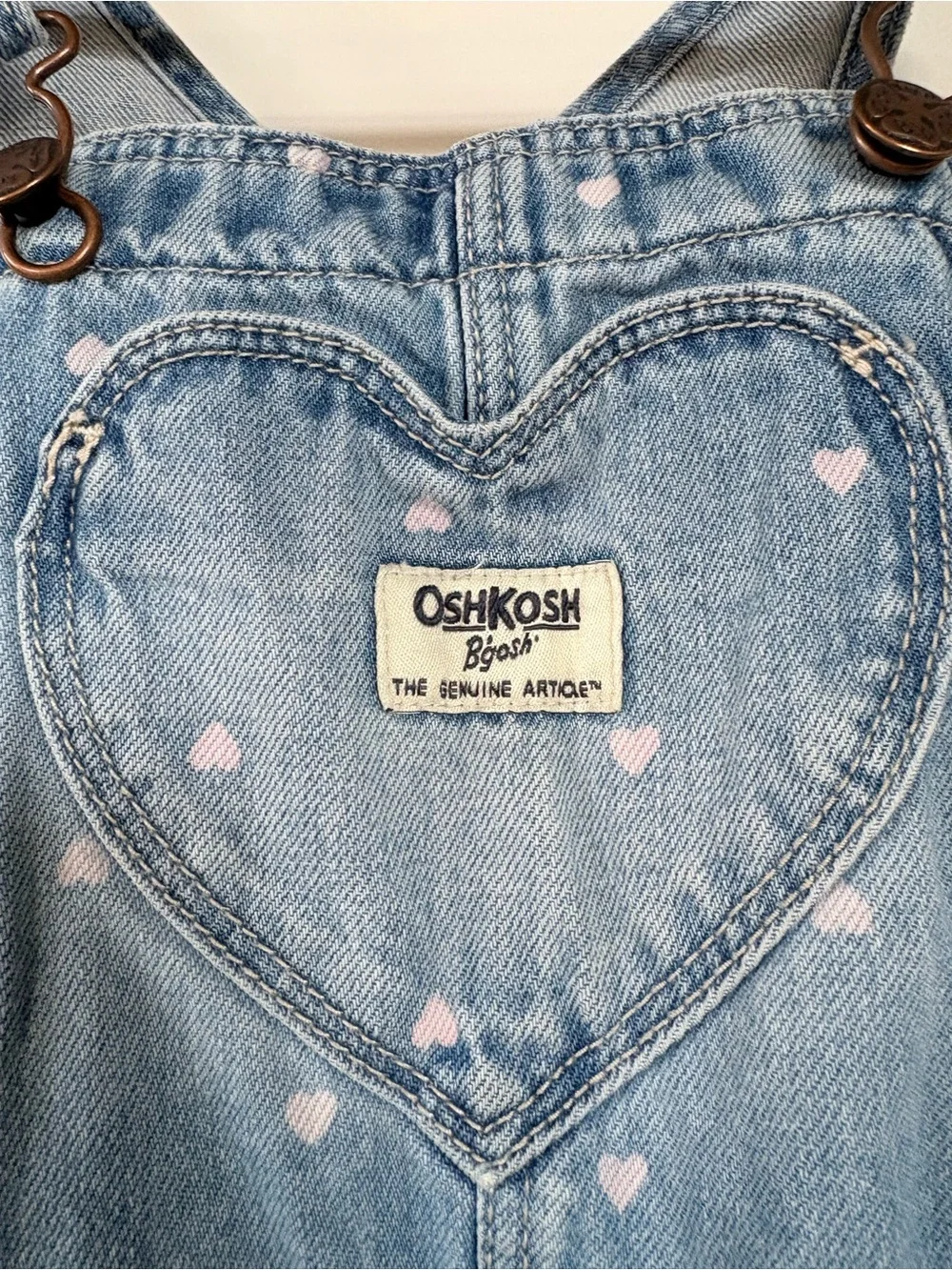 Oshkosh- Light Wash Denim Overalls with Heart Print Size‎ 5T
